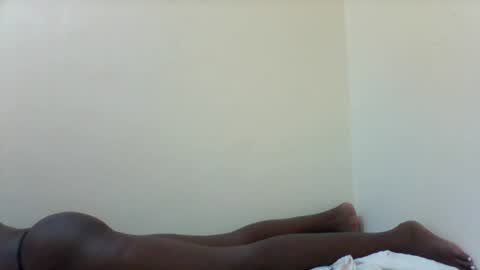 hotyqueen20 online show from July 7, 2026, 8:35 pm