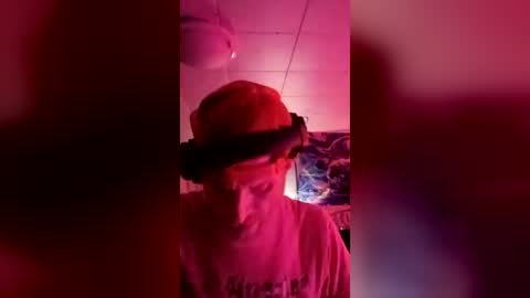 Snapshot of houseofstyle chatting on August 1, 2026, 9:08 am SeanPatrick online show from August 1, 2026, 9:08 am