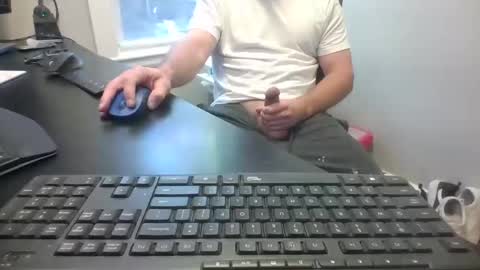 Snapshot of hoverday chatting on October 19, 2025, 12:50 pm hoverday online show from October 19, 2025, 12:50 pm