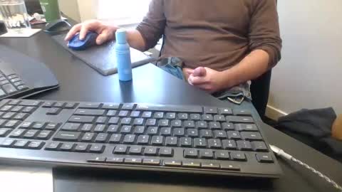 hoverday online show from January 12, 2026, 1:49 pm