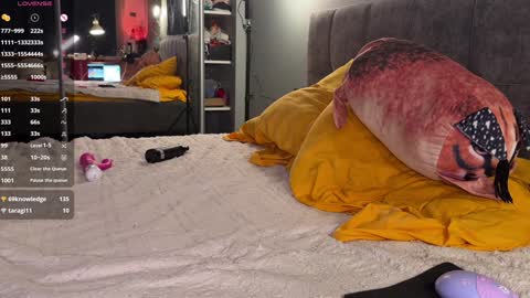 Snapshot of howtoreachorgasm chatting on December 24, 2024, 11:00 pm Elizabeth online show from December 24, 2024, 11:00 pm