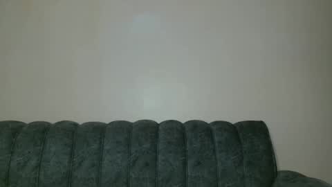 kim online show from December 6, 2024, 6:48 am