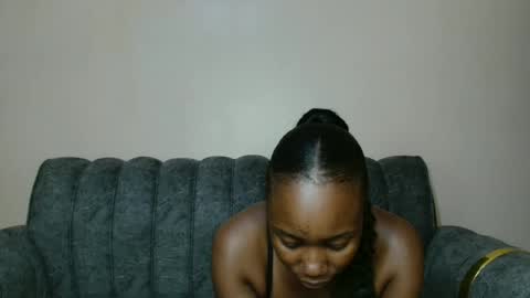 kim online show from December 25, 2024, 10:06 am