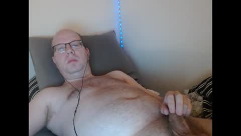 Snapshot of hoyboydkk chatting on April 20, 2026, 3:31 am Christian online show from April 20, 2026, 3:31 am