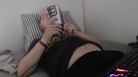 Snapshot of hoyboydkk chatting on June 1, 2026, 2:19 pm Christian online show from June 1, 2026, 2:19 pm