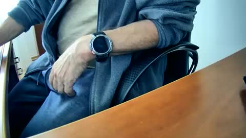 Peter online show from September 10, 2025, 1:55 pm