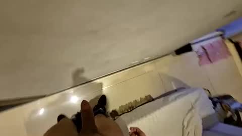 Snapshot of hricieri chatting on October 14, 2025, 9:04 pm Henrique online show from October 14, 2025, 9:04 pm