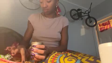 hrtluv online show from February 24, 2026, 12:58 pm