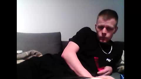 Snapshot of hubikush22 chatting on February 1, 2025, 5:37 pm hubikush22 online show from February 1, 2025, 5:37 pm