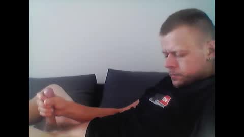 Snapshot of hubikush22 chatting on September 28, 2025, 3:17 pm hubikush22 online show from September 28, 2025, 3:17 pm