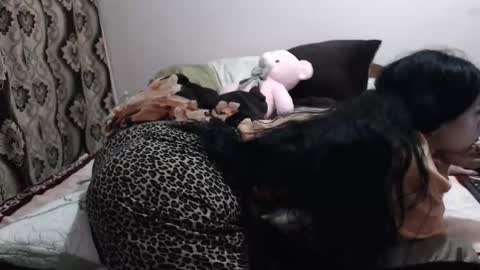 hugeassdevil online show from December 1, 2025, 2:00 pm