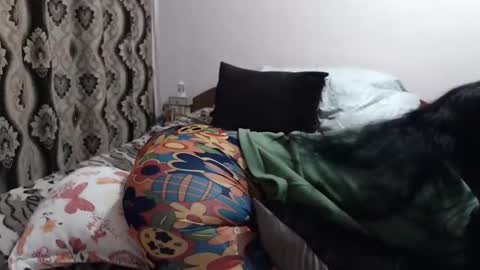 Snapshot of hugeassdevil chatting on February 23, 2026, 12:57 pm hugeassdevil online show from February 23, 2026, 12:57 pm