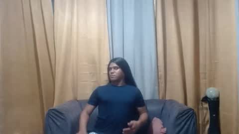 Snapshot of hugecock_fitness chatting on November 19, 2025, 2:55 am I am elix a hot and very perverse latin boy online show from November 19, 2025, 2:55 am