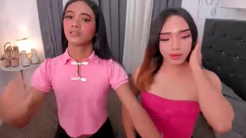 hugecock_pretty123 online show from April 10, 2026, 8:24 pm