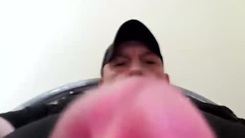 Snapshot of hugecummer10 chatting on March 26, 2026, 11:16 am hugecummer10 online show from March 26, 2026, 11:16 am