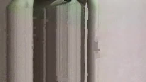 Snapshot of hugexxxcummer chatting on February 8, 2026, 7:12 am hugexxxcummer online show from February 8, 2026, 7:12 am