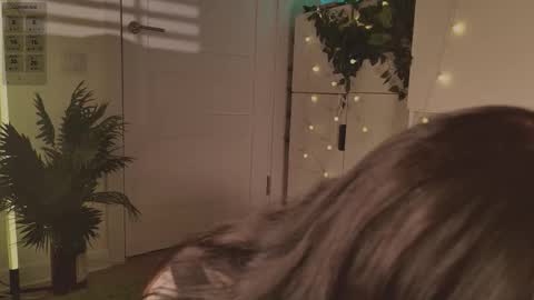 Mika online show from January 16, 2026, 7:51 pm