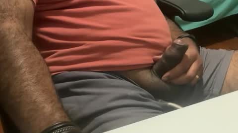 HunkyLover online show from April 26, 2026, 9:51 am