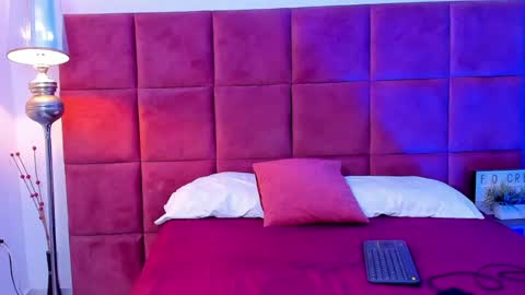 Hugo Cano online show from September 22, 2025, 9:50 pm