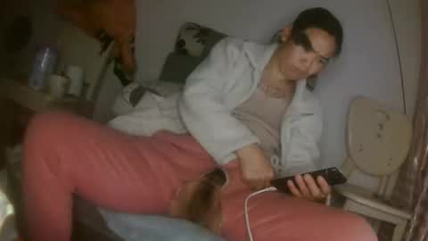 hujiajia520321431 online show from February 23, 2026, 9:01 pm