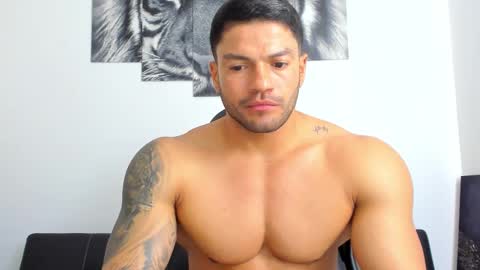 Snapshot of humber_eli chatting on November 7, 2025, 2:28 pm Eli online show from November 7, 2025, 2:28 pm