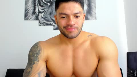 Snapshot of humber_eli chatting on November 19, 2025, 1:11 pm Eli online show from November 19, 2025, 1:11 pm