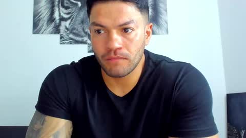 Snapshot of humber_eli chatting on December 5, 2025, 1:42 pm Eli online show from December 5, 2025, 1:42 pm