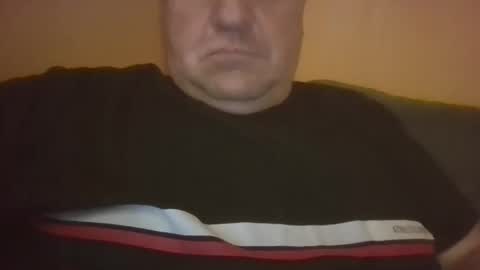 vastagfasz magyar apuci online show from June 3, 2026, 8:25 pm