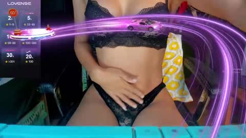 Snapshot of hungasiangirl chatting on December 28, 2024, 8:37 am help me make 25000 tokens for my mother HEARING aid online show from December 28, 2024, 8:37 am