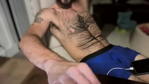 Snapshot of hungbistud916 chatting on December 1, 2025, 5:23 am hungbistud916 online show from December 1, 2025, 5:23 am