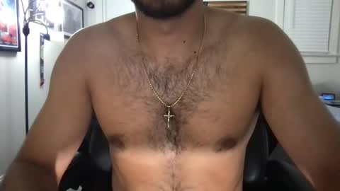 Snapshot of hungchungus420 chatting on September 15, 2025, 2:11 am HungChungus420 online show from September 15, 2025, 2:11 am