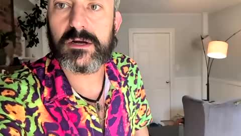 hungitalian40 online show from June 17, 2026, 7:37 pm