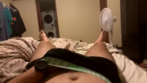 Snapshot of hunglefthard chatting on December 21, 2025, 11:17 am hunglefthard online show from December 21, 2025, 11:17 am