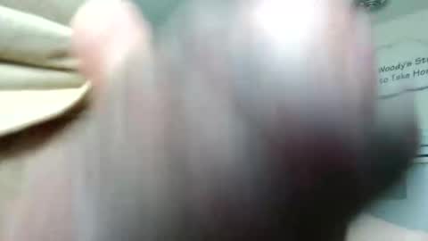 hunglikeahorse063790 online show from May 9, 2026, 3:34 am