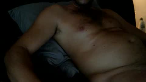 Snapshot of hungm4fun101 chatting on October 20, 2025, 9:26 pm hungm4fun101 online show from October 20, 2025, 9:26 pm