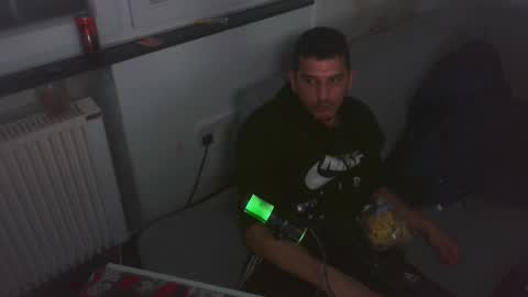 LittleDevilXo1999 online show from December 20, 2025, 7:32 pm