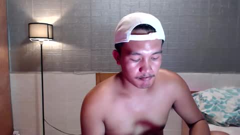 hunkylloyd online show from March 24, 2026, 11:48 am