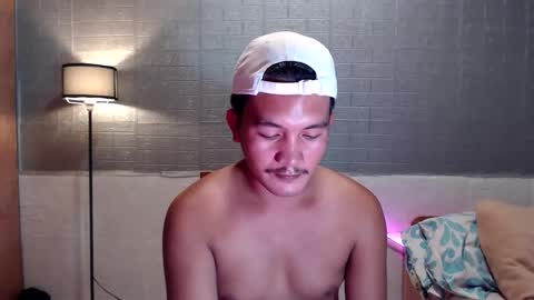 hunkylloyd online show from March 29, 2026, 6:35 am