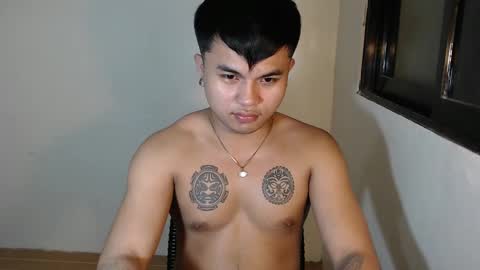 Snapshot of hunkyzeus chatting on January 9, 2025, 7:18 pm hunkyzeus online show from January 9, 2025, 7:18 pm