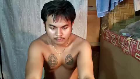 hunkyzeus online show from March 6, 2026, 5:31 pm