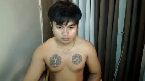 hunkyzeus online show from June 20, 2026, 7:05 pm
