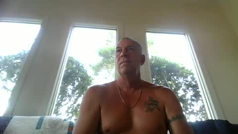hunybager online show from July 5, 2026, 1:40 pm