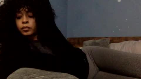 Snapshot of hunyybunz chatting on February 10, 2025, 3:57 am Goddess Hunyy online show from February 10, 2025, 3:57 am