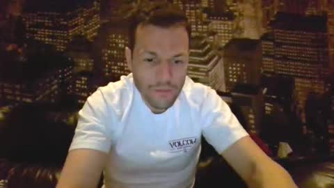 hurley7890 online show from April 16, 2026, 2:23 am