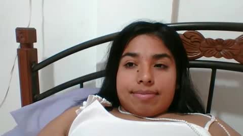 Snapshot of hurrem_had chatting on November 21, 2025, 5:00 pm H U R R E M online show from November 21, 2025, 5:00 pm