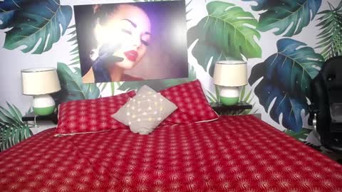 Snapshot of hushaima chatting on January 2, 2025, 5:50 pm Husahima online show from January 2, 2025, 5:50 pm