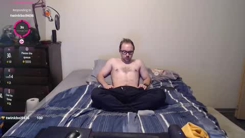 Husky Dad online show from October 17, 2025, 7:44 am