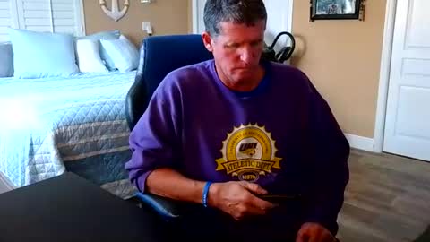 hvacstud4 online show from February 8, 2026, 6:22 pm