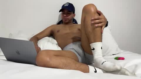 hvm20 online show from December 3, 2025, 4:42 am