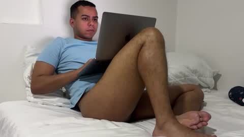 Snapshot of hvm20 chatting on July 18, 2026, 4:55 pm hvm20 online show from July 18, 2026, 4:55 pm